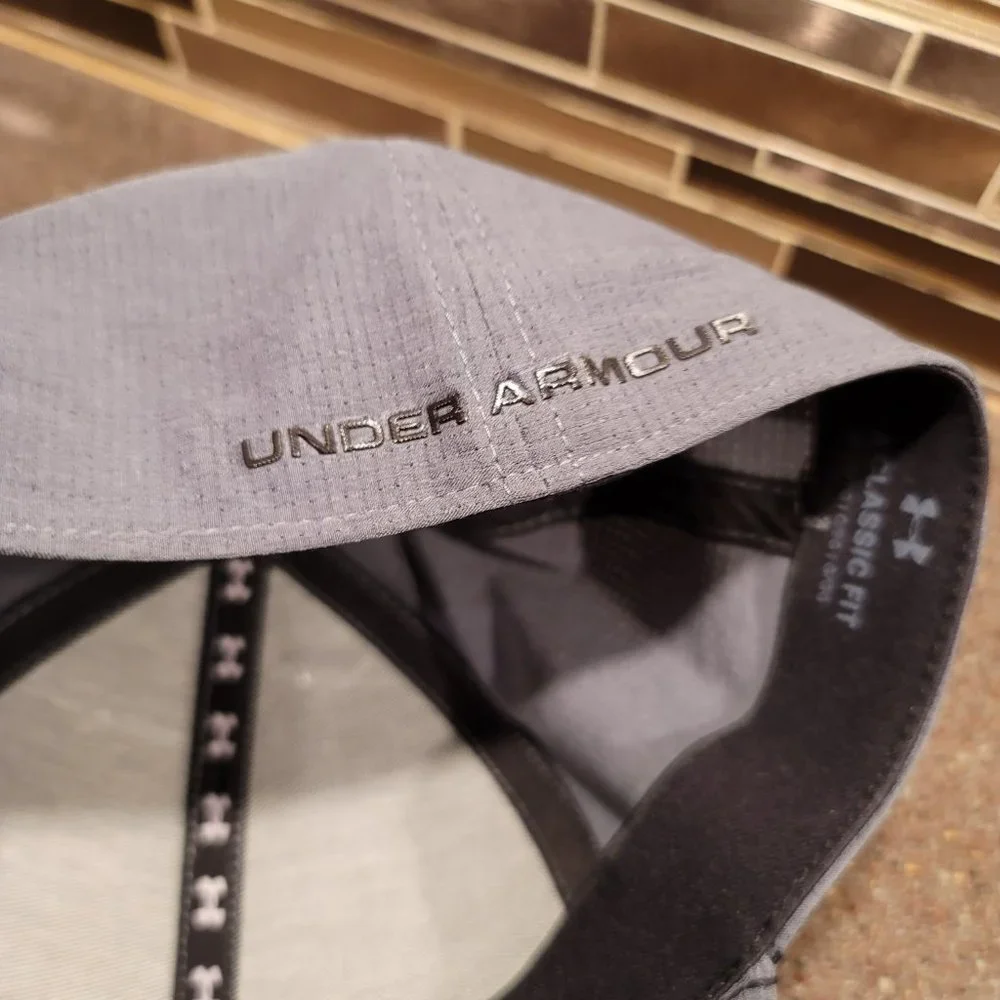 2 Men's Under Armour Hats (Sold Together). 1 UA L/XL Classic Fit. 1 Snapback - Picture 2 of 6